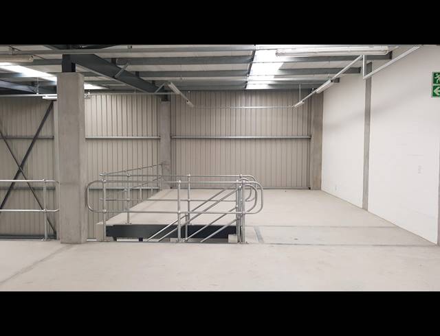 679M² FACTORY FOR SALE IN STIKLAND